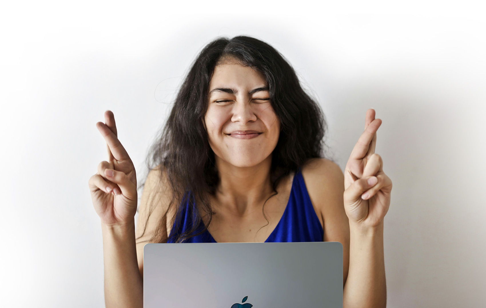 User frustrated with inconsistent AI image generation results